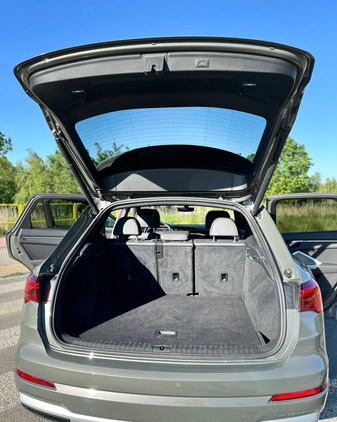Audi Q3 cena 114700 przebieg: 77000, rok produkcji 2019 z Kobyłka małe 379